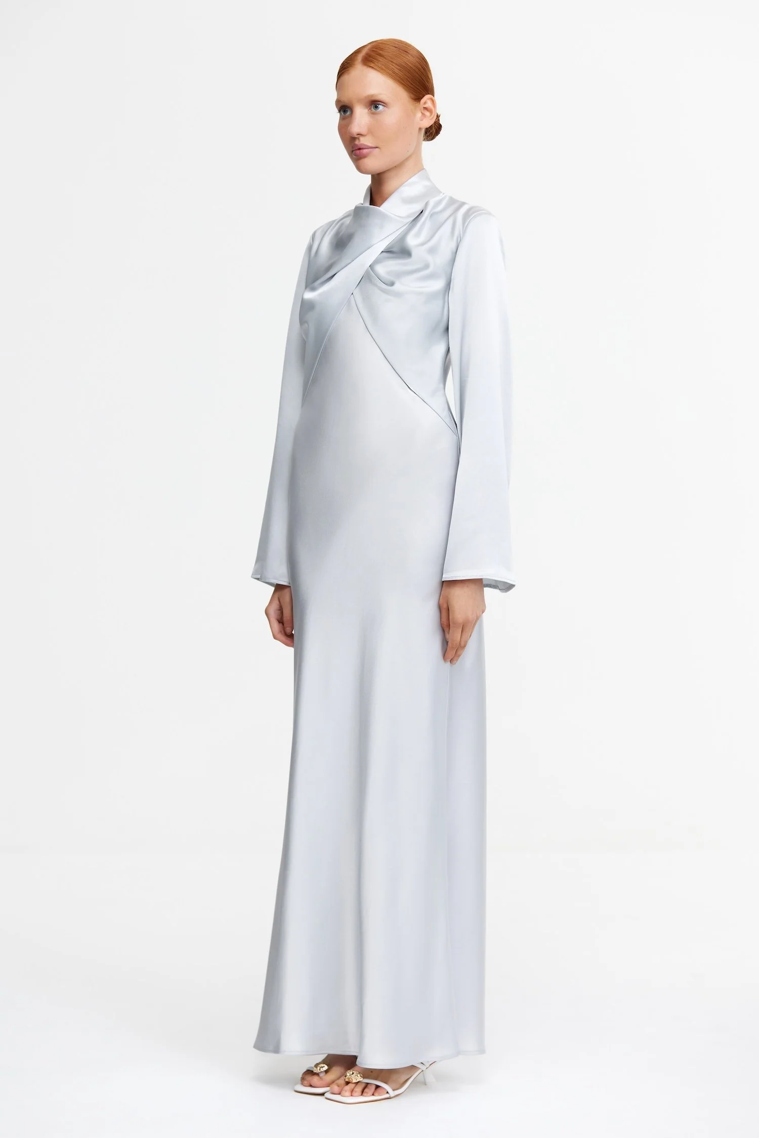 ADCOTE GOWN - Image 2