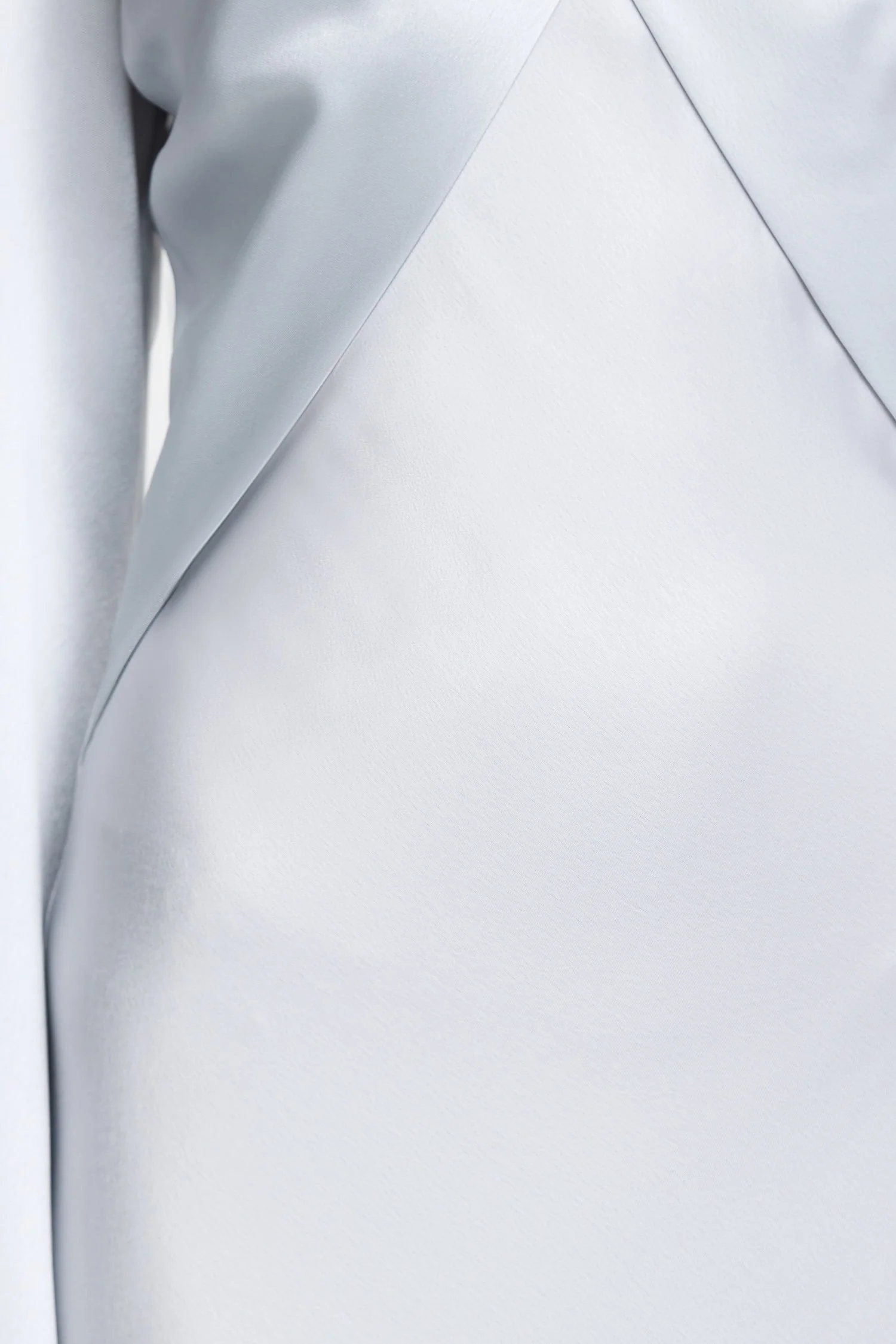 ADCOTE GOWN - Image 4