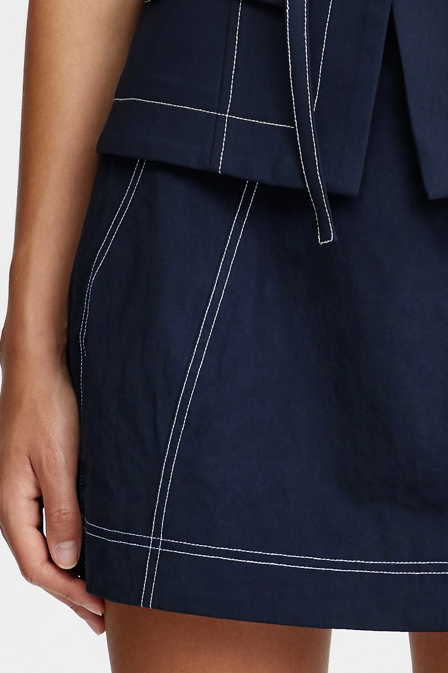 BURWELL MINI SKIRT - Image 4