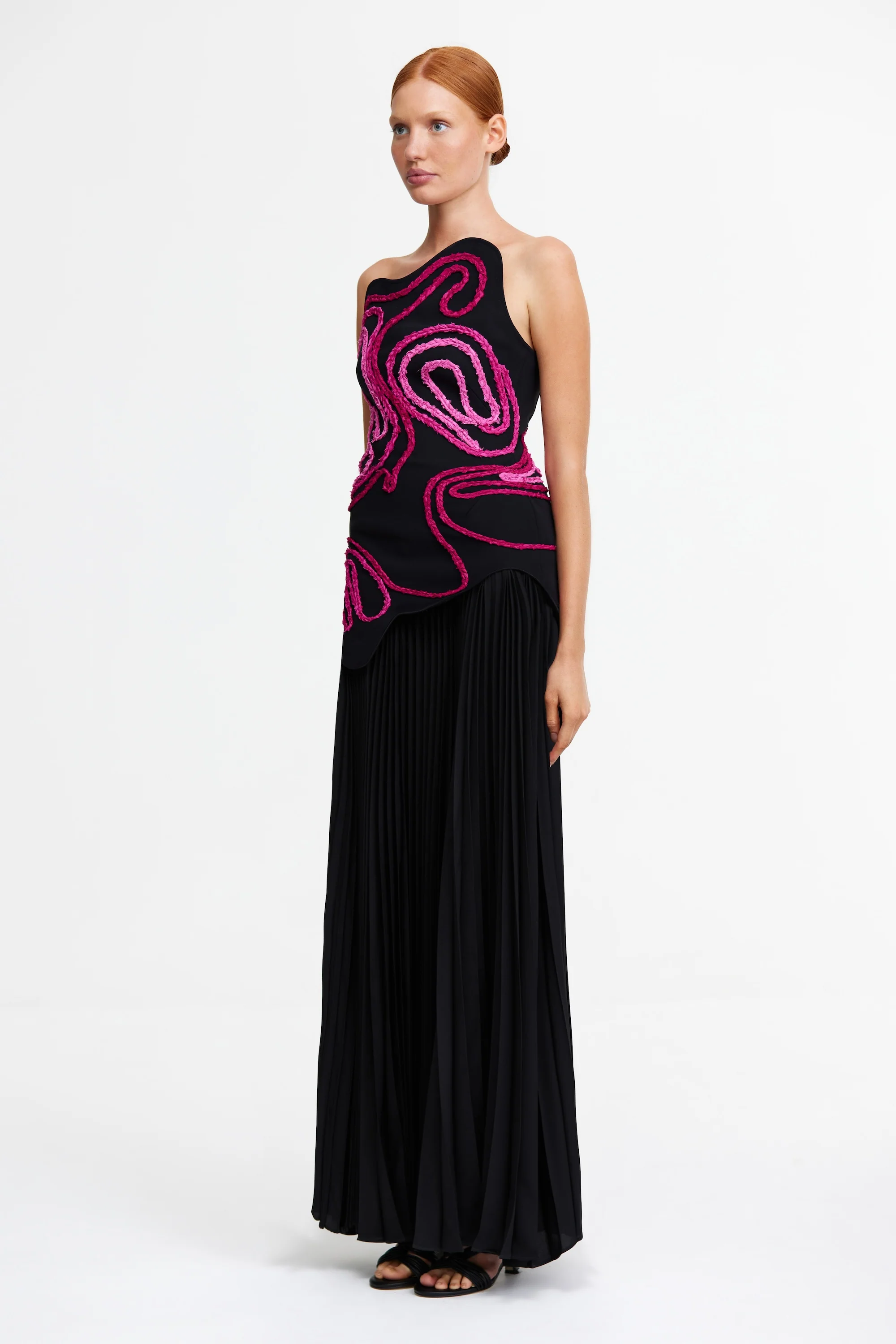 CLIFFHILL GOWN - Image 2