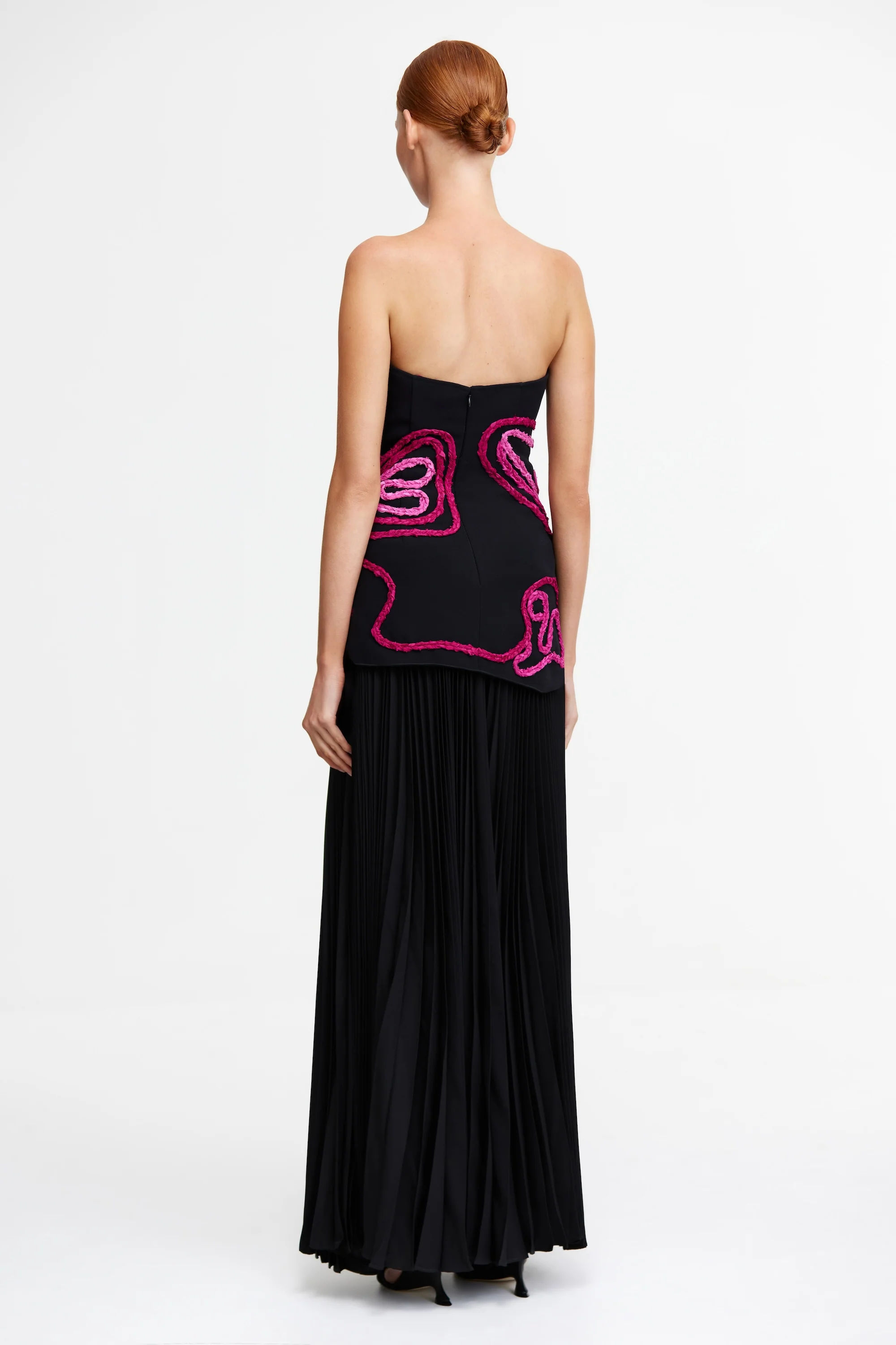CLIFFHILL GOWN - Image 3