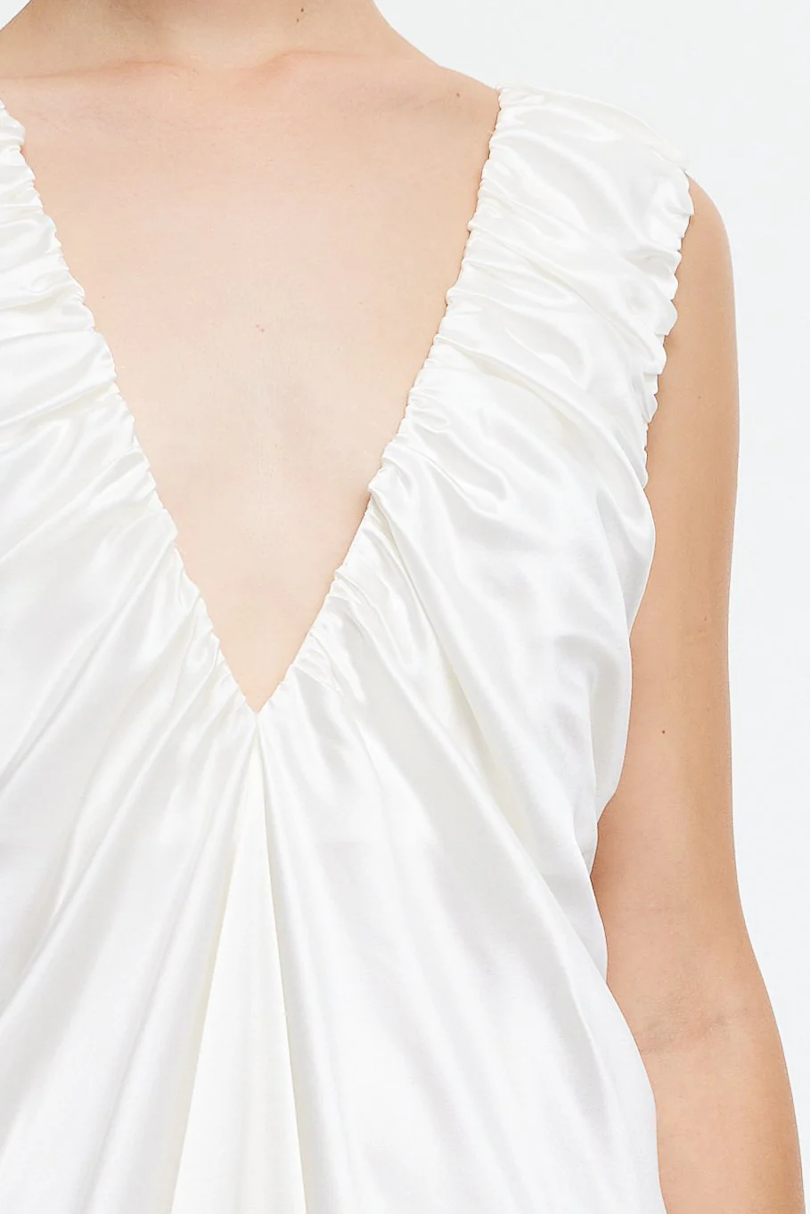 PATTERSON GOWN - Image 4