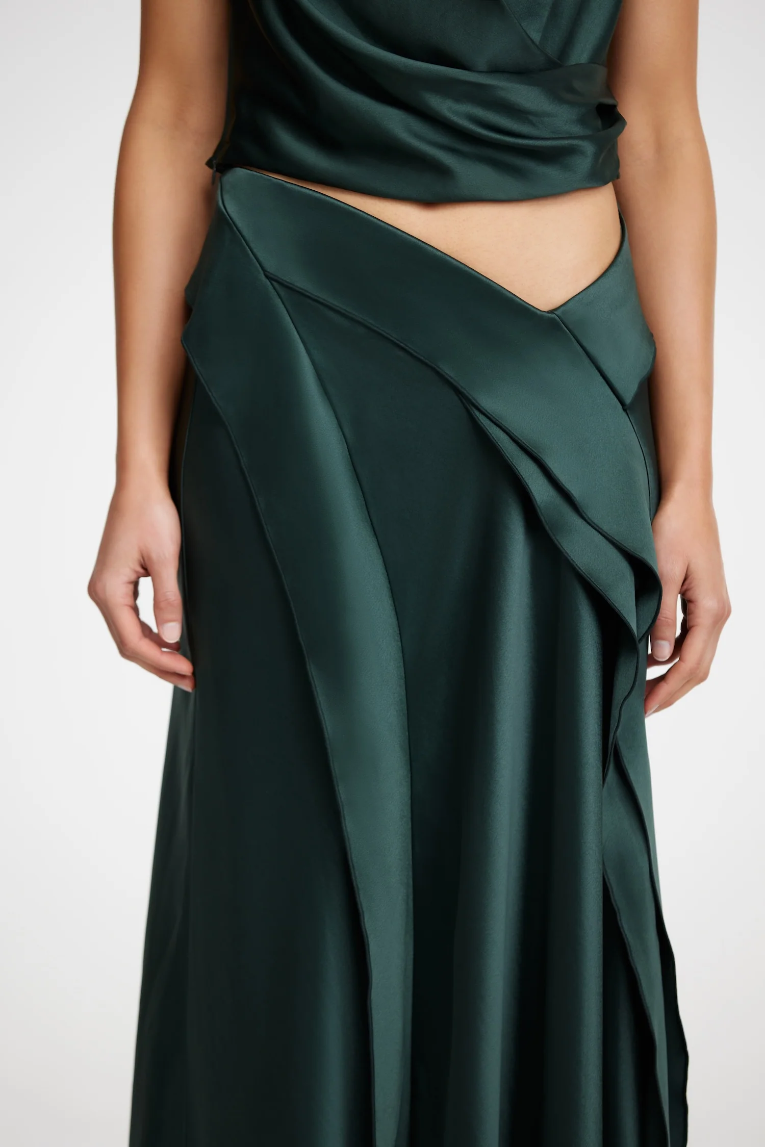 YEWDALE MAXI SKIRT - Image 4